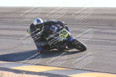 media/Nov-17-2024-CVMA (Sun) [[1fec520723]]/Race 11-Amateur Supersport Open/